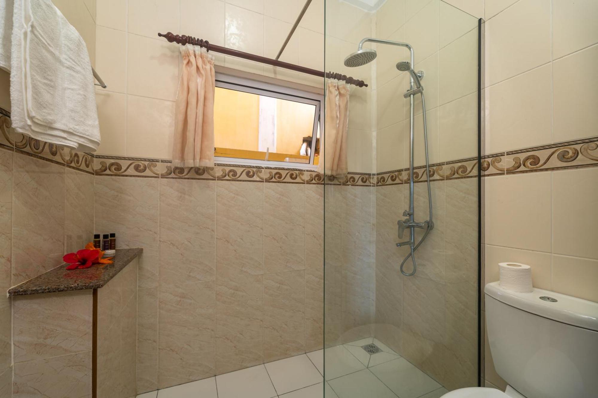 East Horizon Self Catering Apartment Au Cap Екстериор снимка