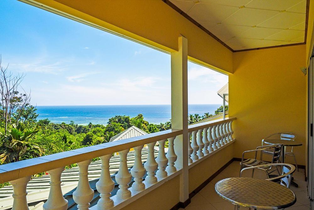 East Horizon Self Catering Apartment Au Cap Екстериор снимка