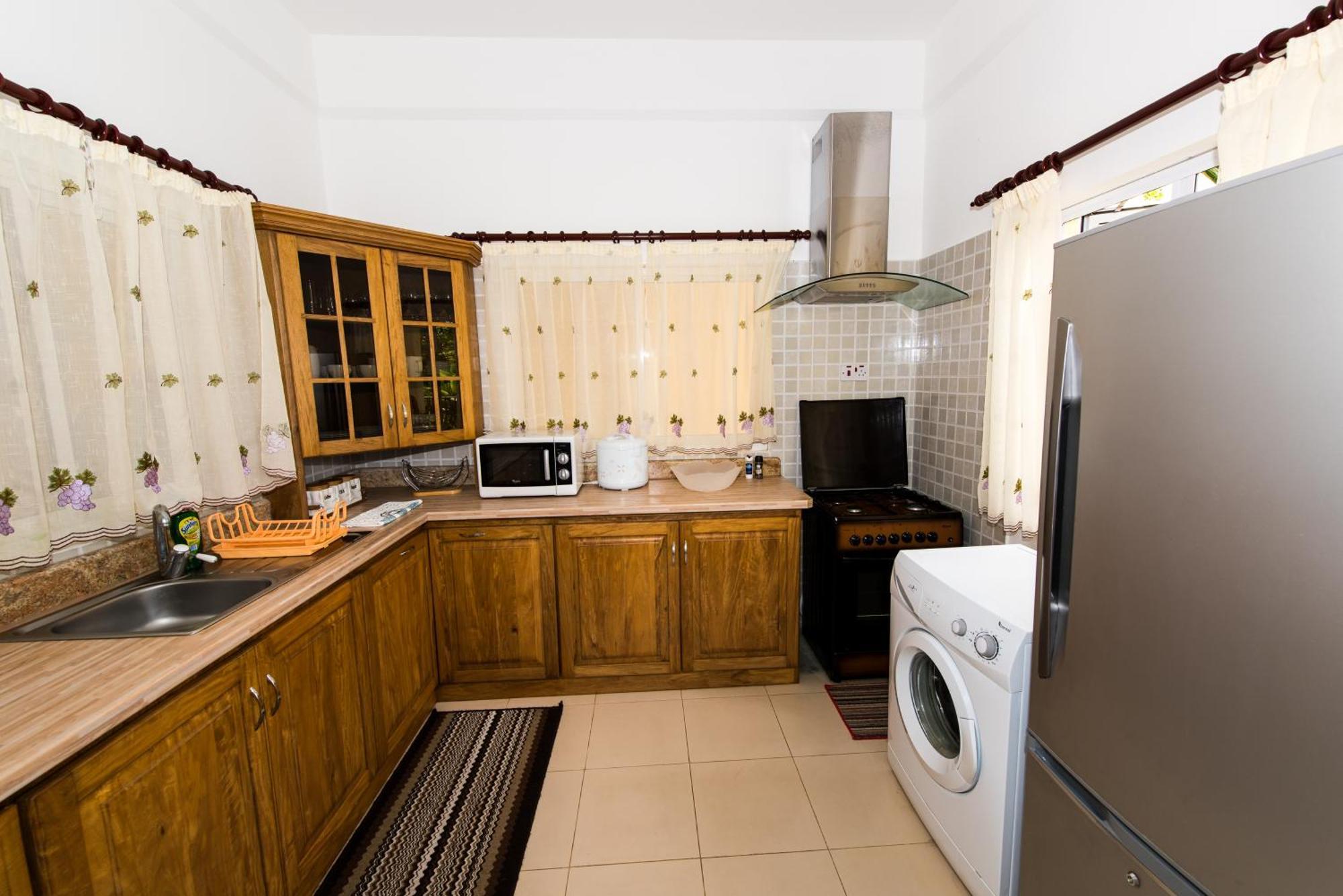 East Horizon Self Catering Apartment Au Cap Екстериор снимка