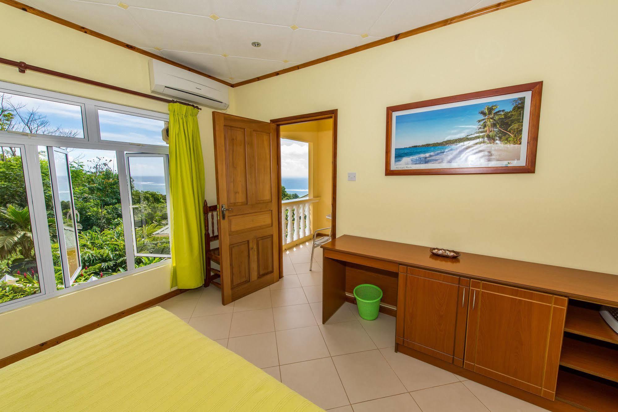 East Horizon Self Catering Apartment Au Cap Екстериор снимка