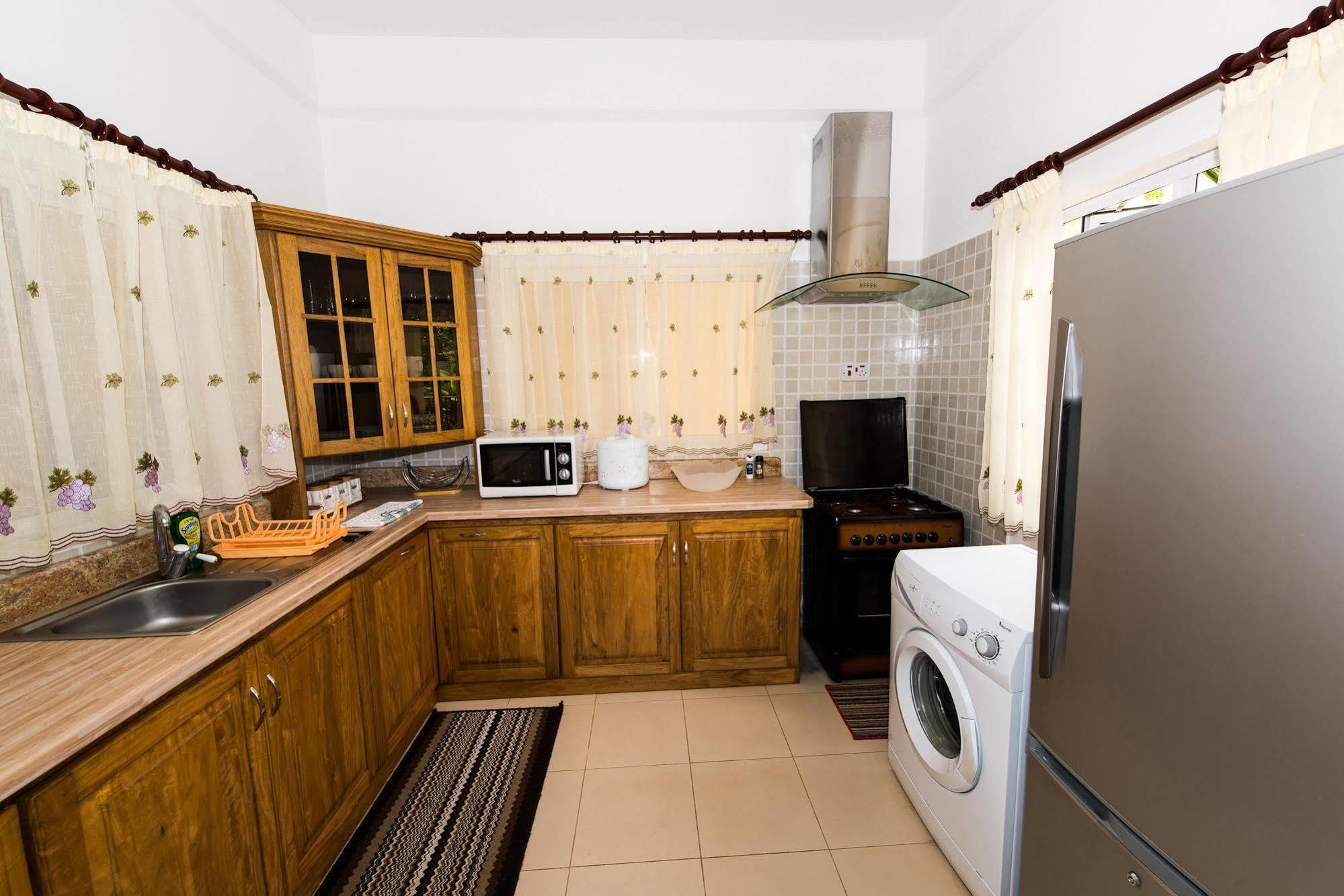 East Horizon Self Catering Apartment Au Cap Екстериор снимка